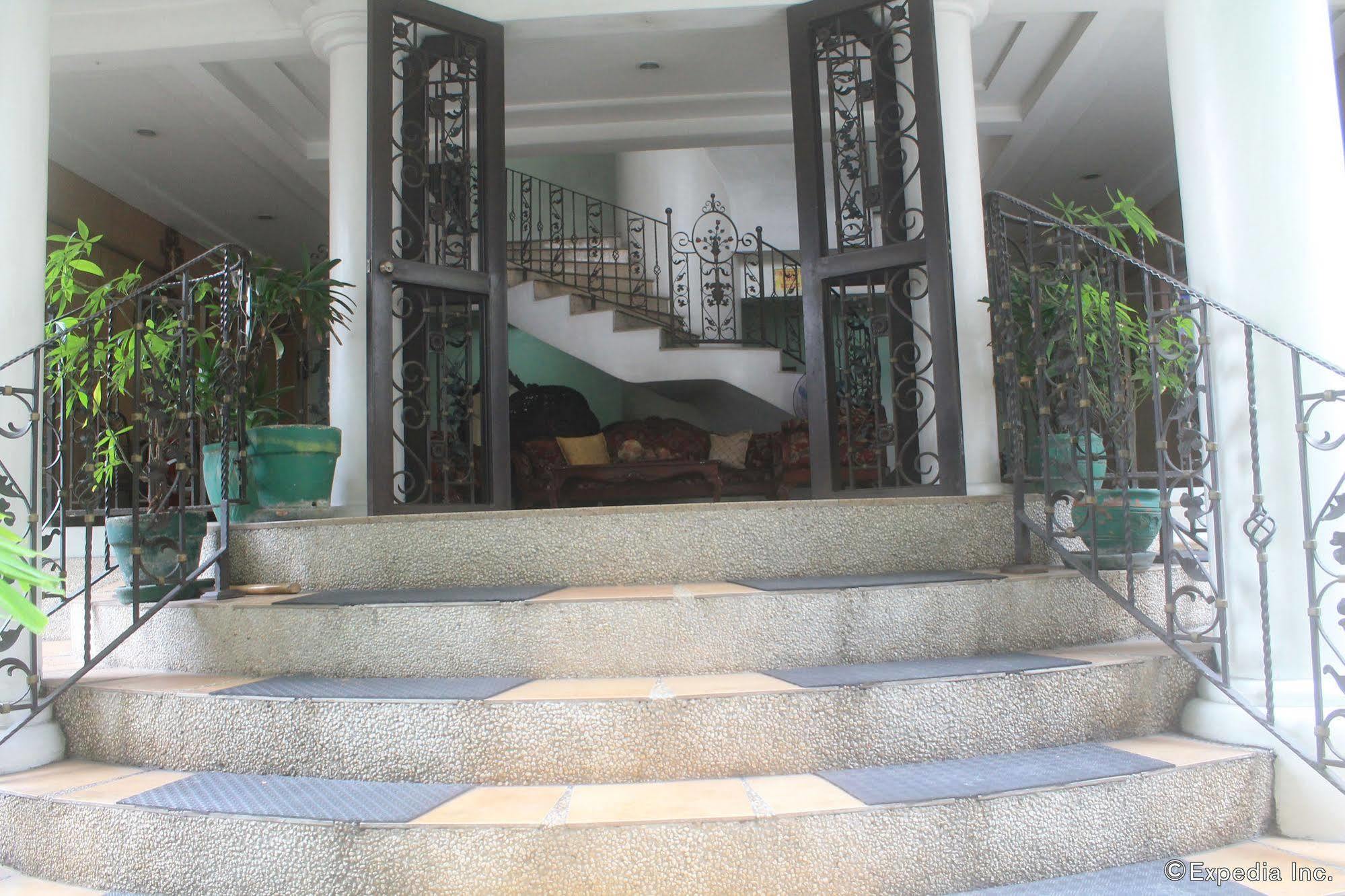Casa Nicarosa Hotel And Residences Manila Exterior photo